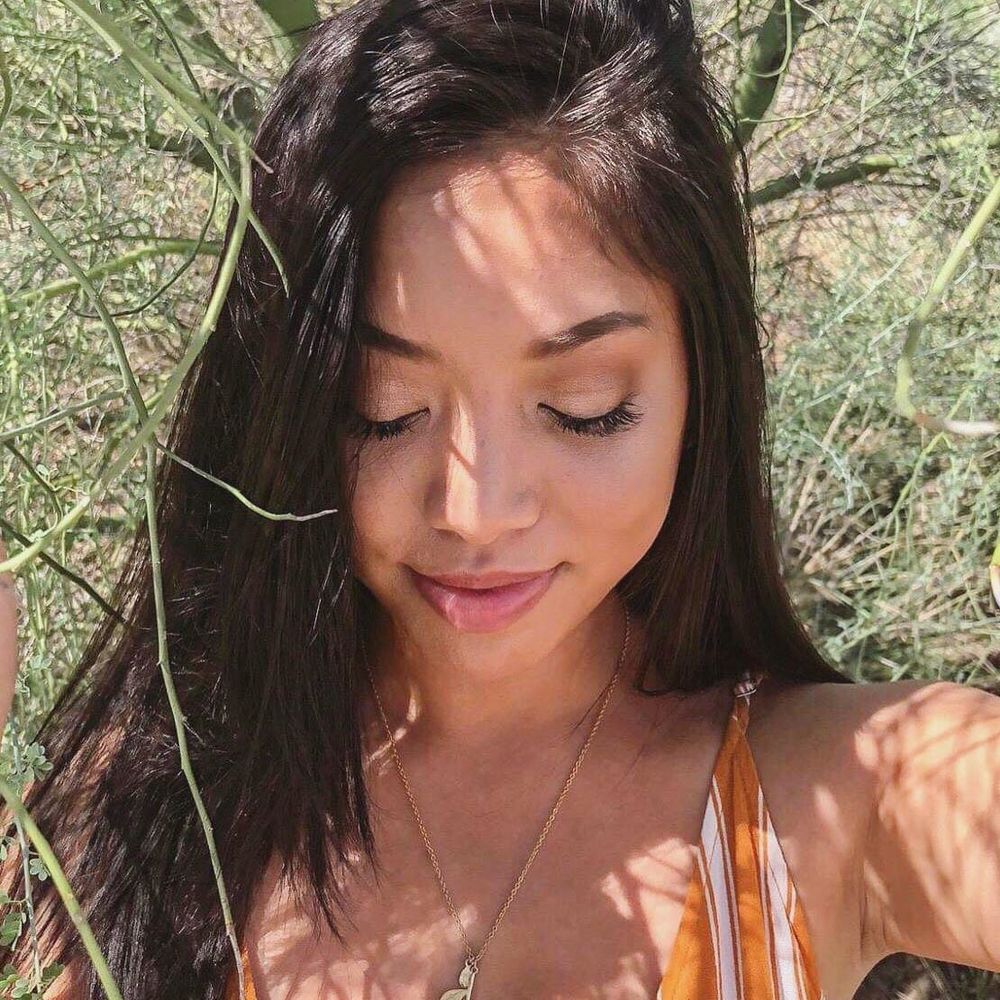 Meet your Posher, Lina